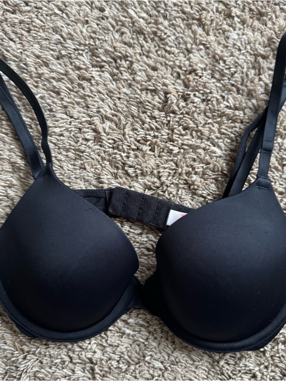 Victoria's Secret Pink Black Molded T-Shirt Bra with Adjustable Straps